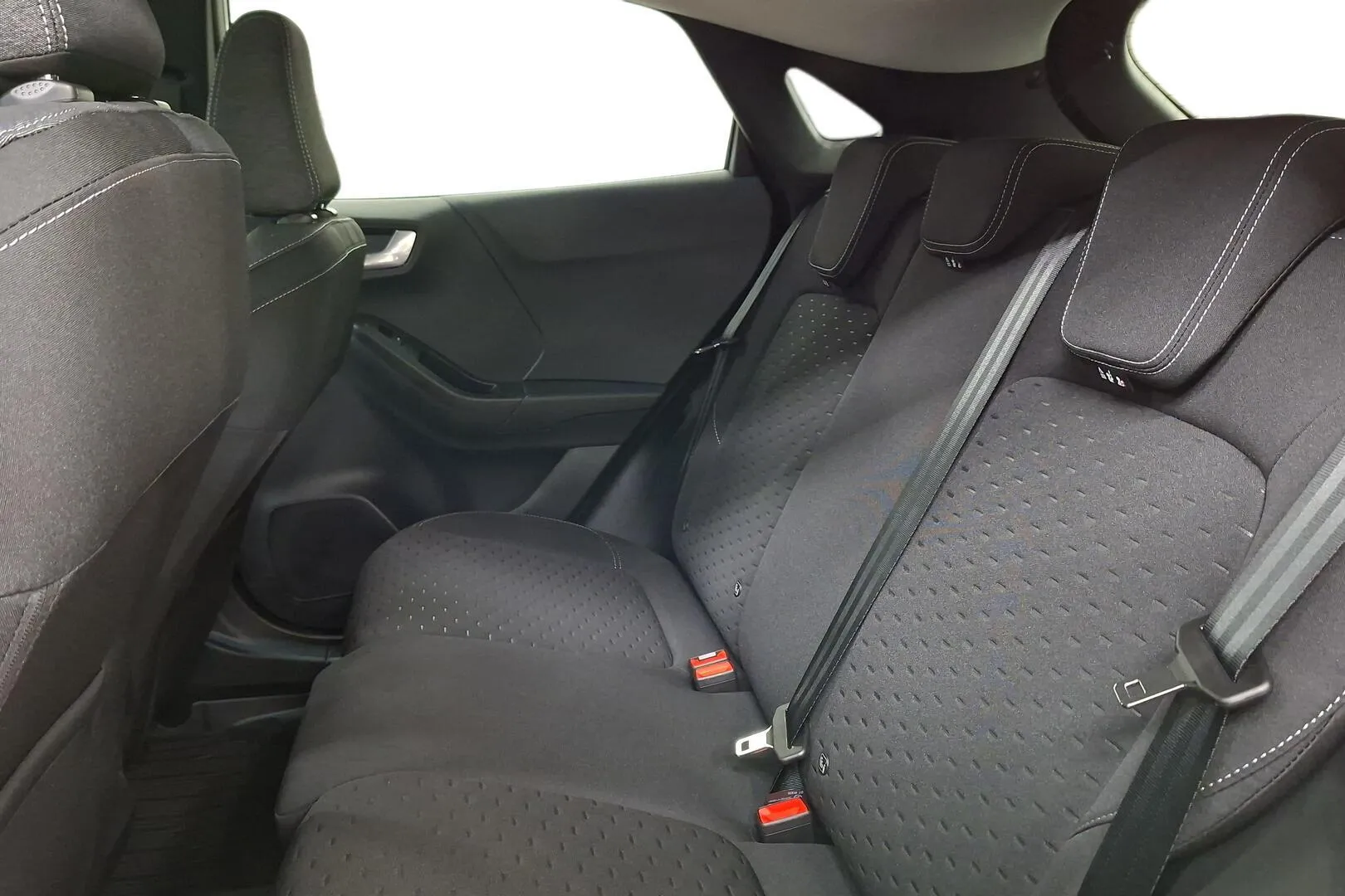 FORD Puma NOV-193 carousel image