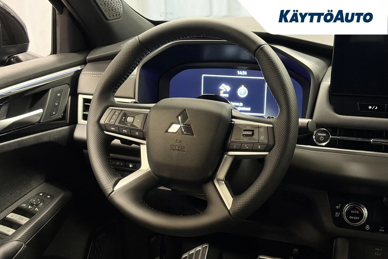 Mitsubishi Outlander YMT-395 carousel image