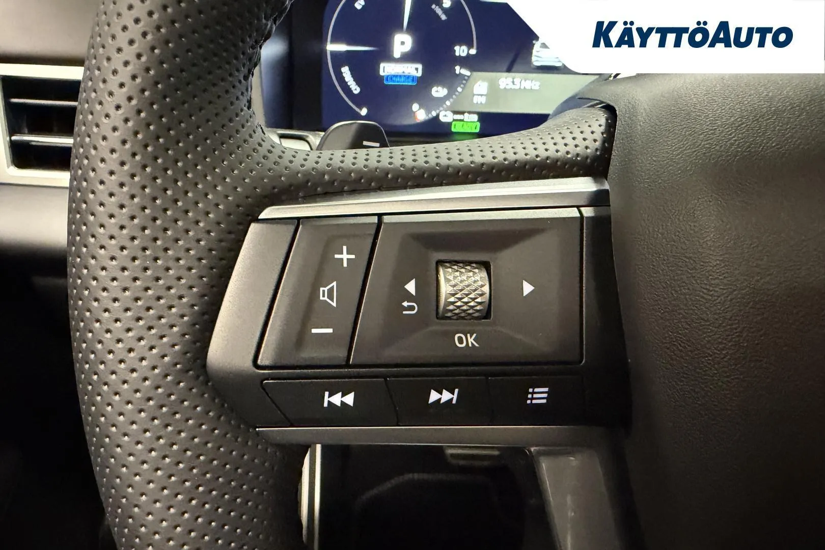 Mitsubishi Outlander YMT-395 carousel image