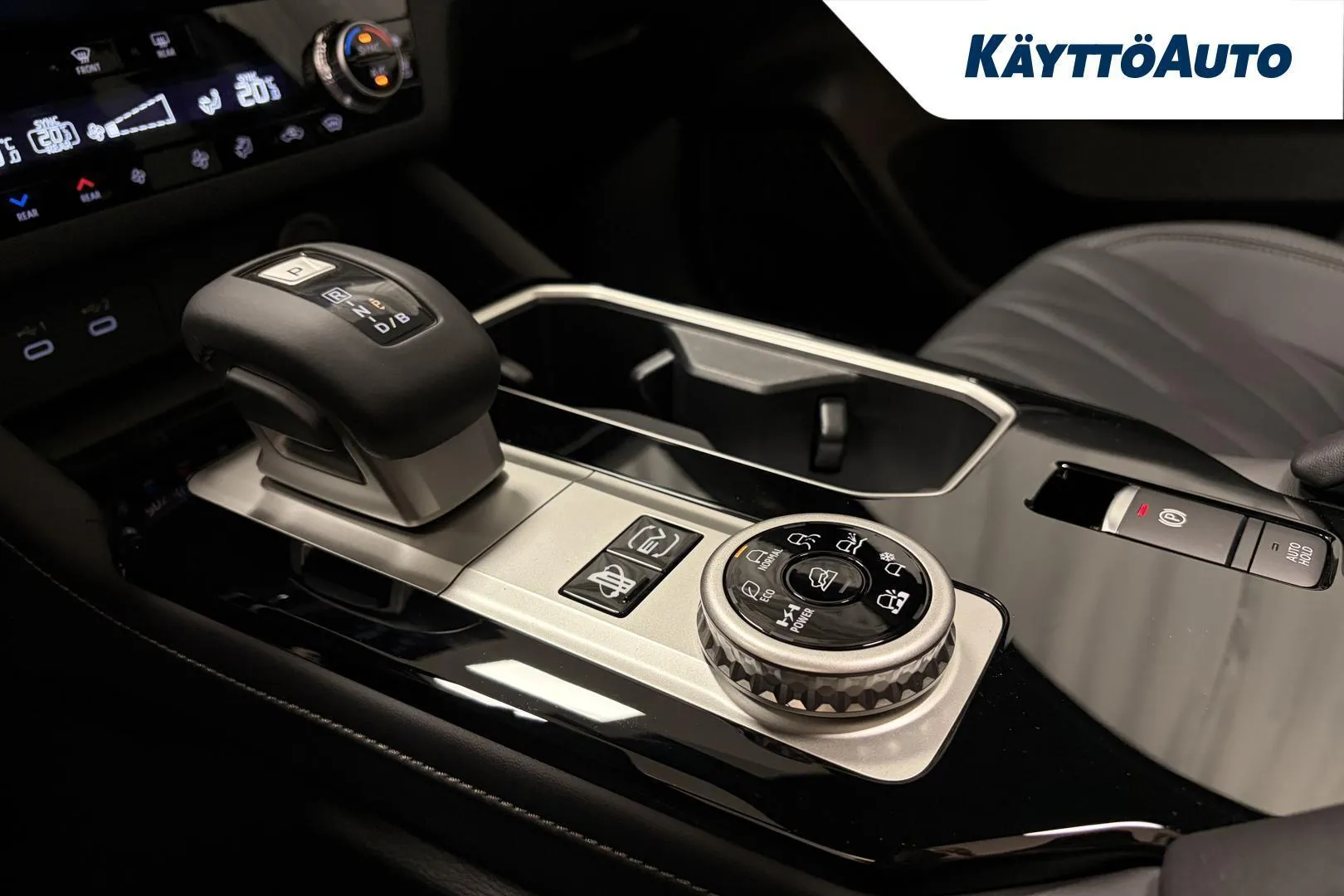 Mitsubishi Outlander YMT-395 carousel image