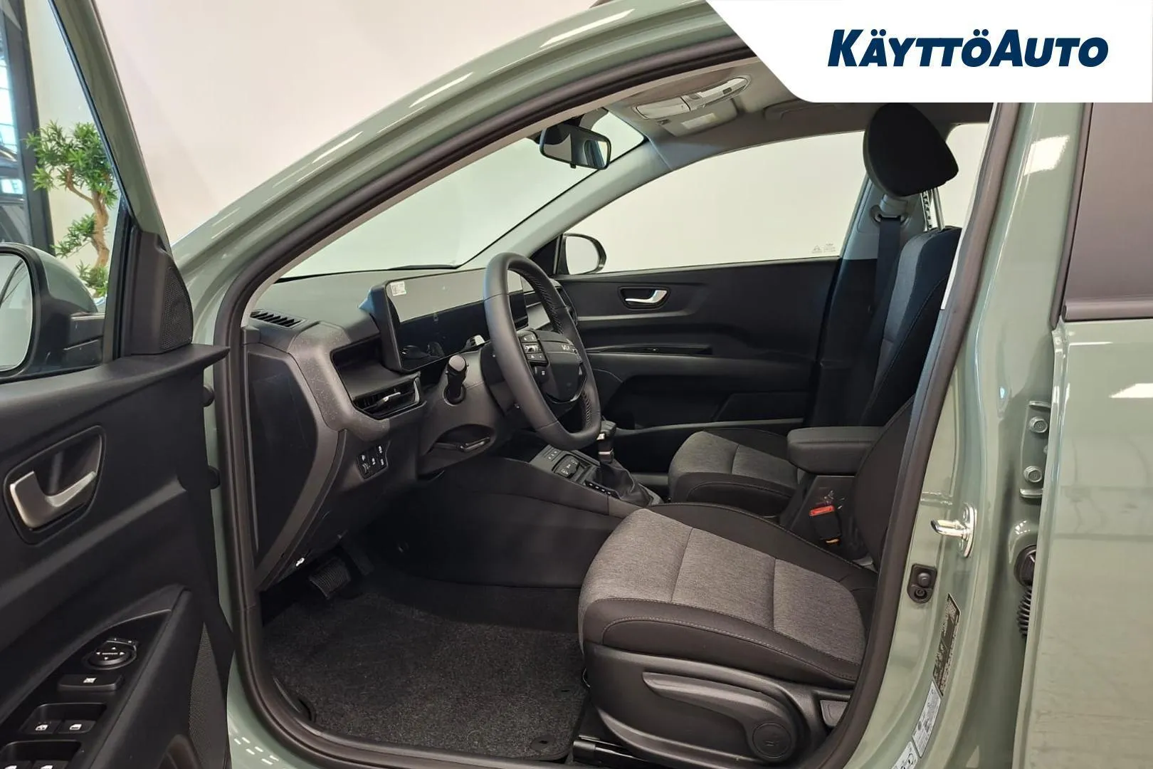 Kia Stonic NOT-615 carousel image
