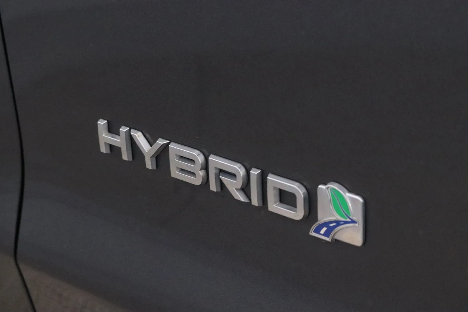 Ford Mondeo YLG-252 carousel image