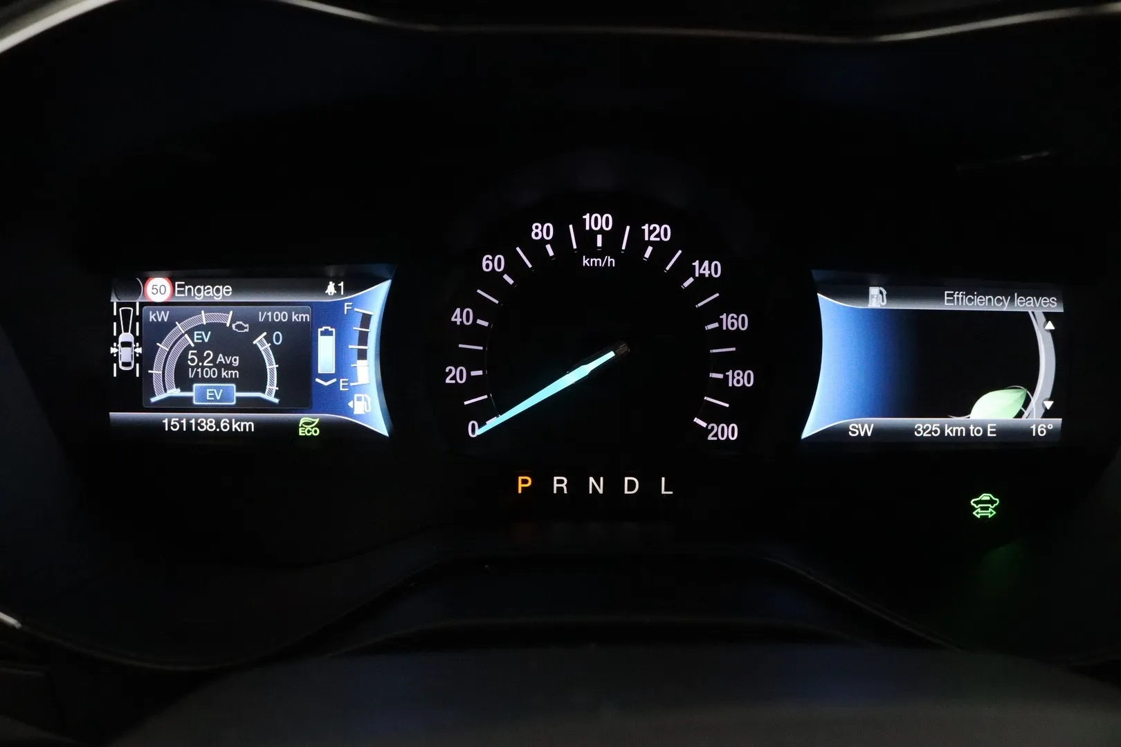 Ford Mondeo YLG-252 carousel image