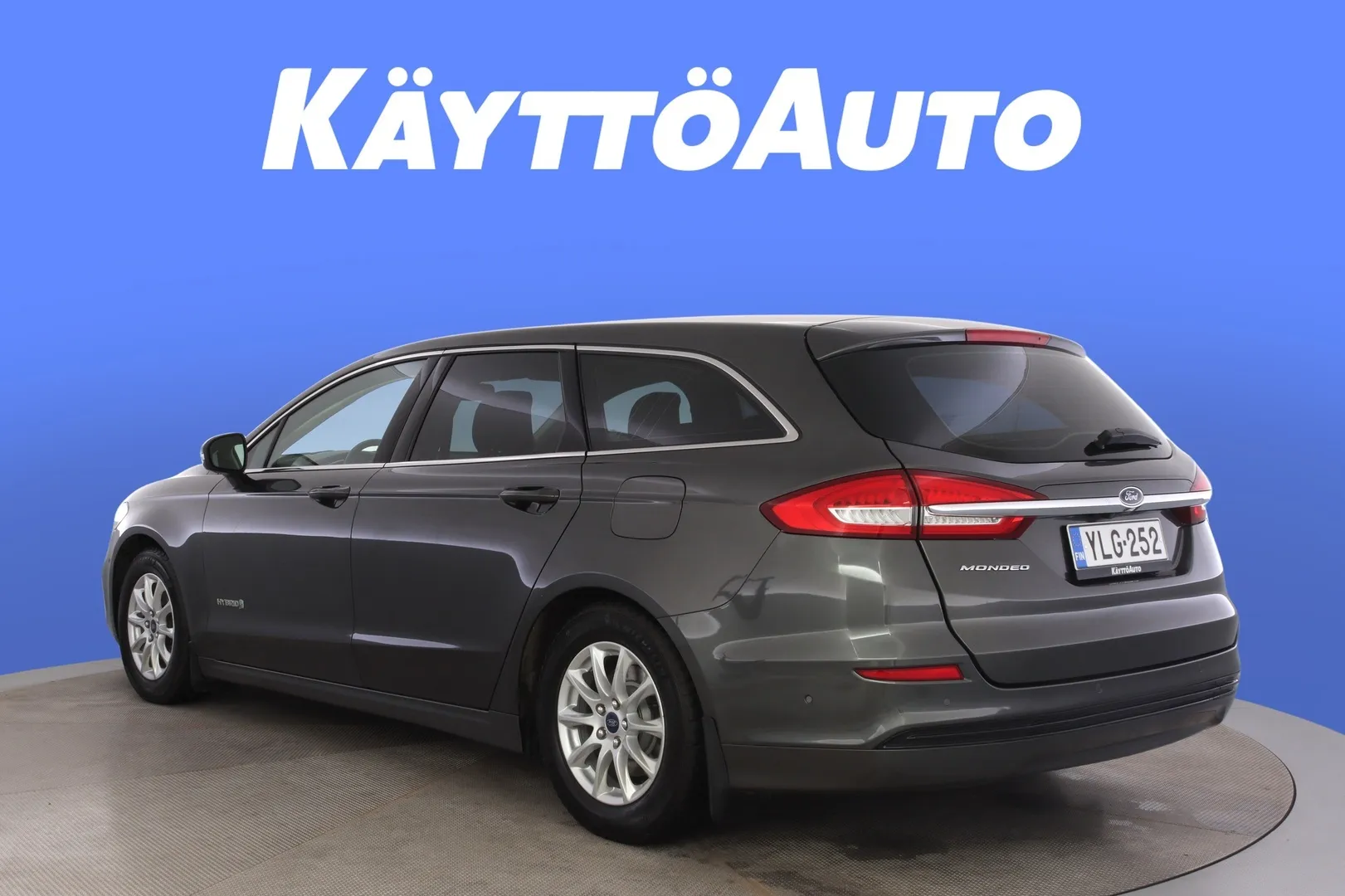 Ford Mondeo YLG-252 carousel image