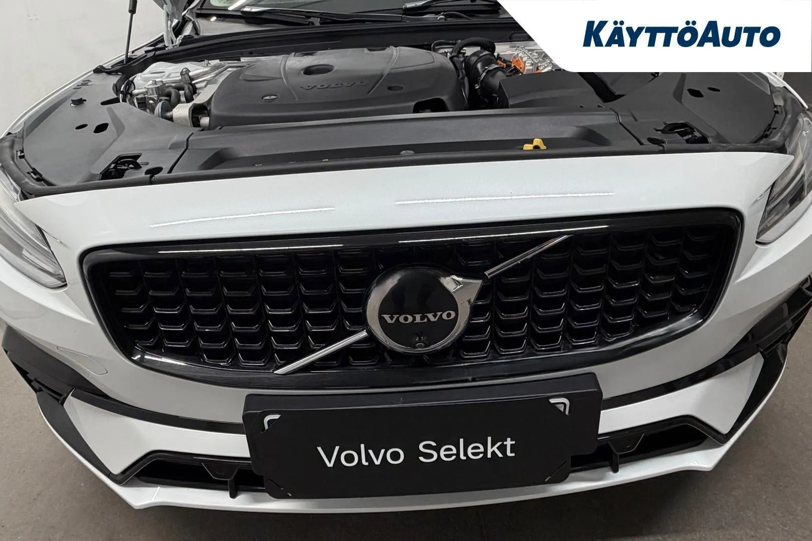 VOLVO V90 MSN-912 carousel image
