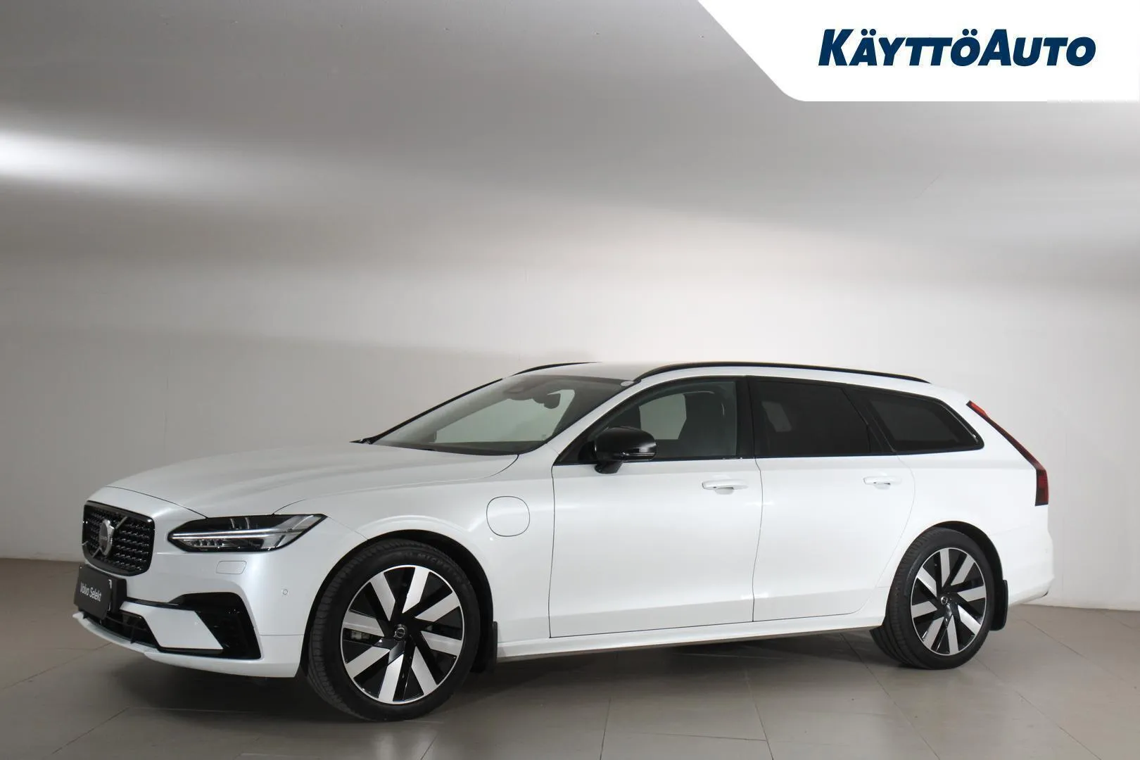 VOLVO V90 MSN-912 carousel image