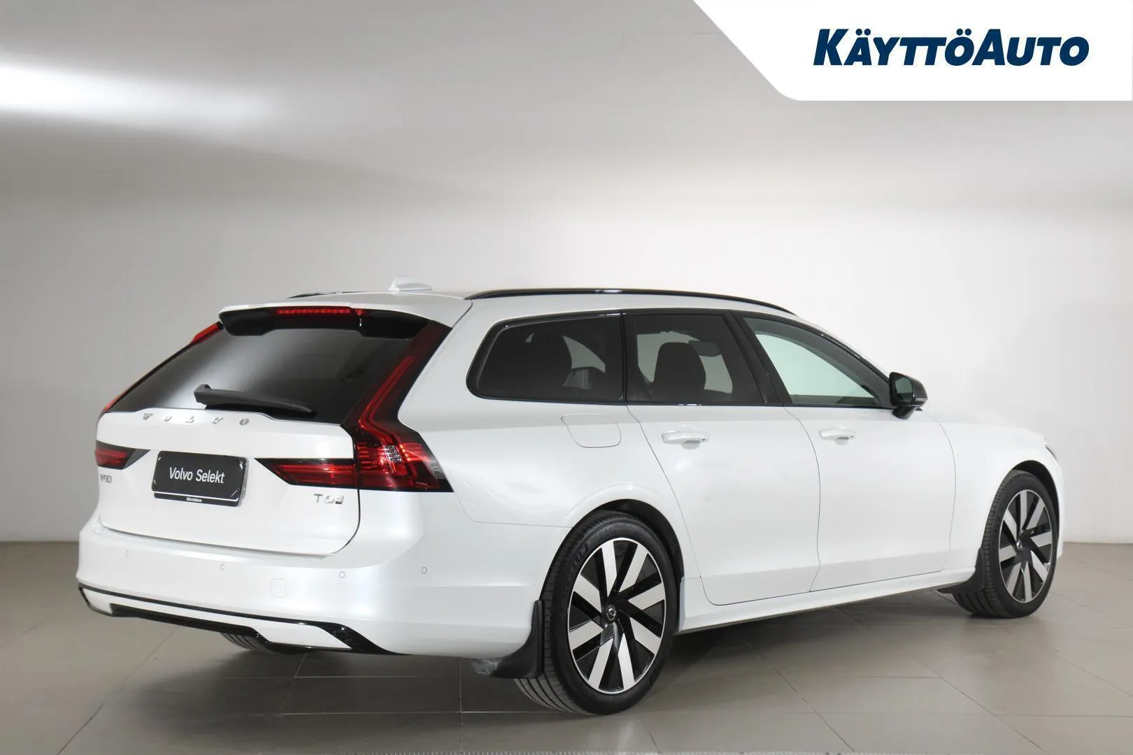 VOLVO V90 MSN-912 carousel image
