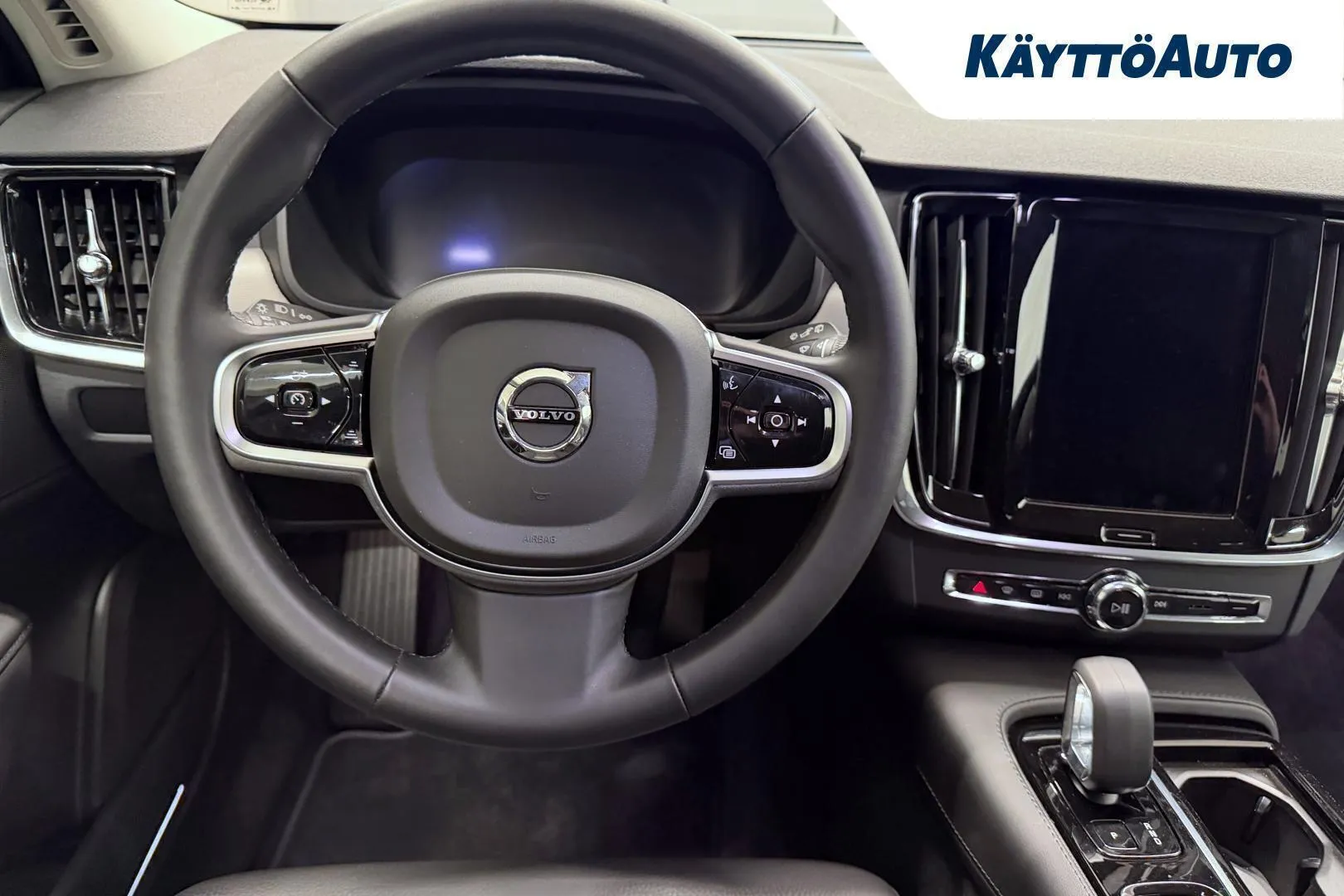 VOLVO V90 MSN-912 carousel image