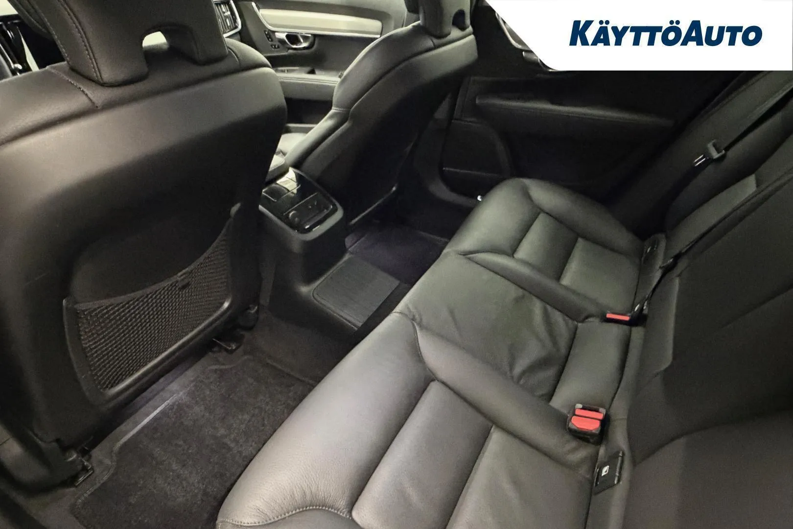 VOLVO V90 MSN-912 carousel image