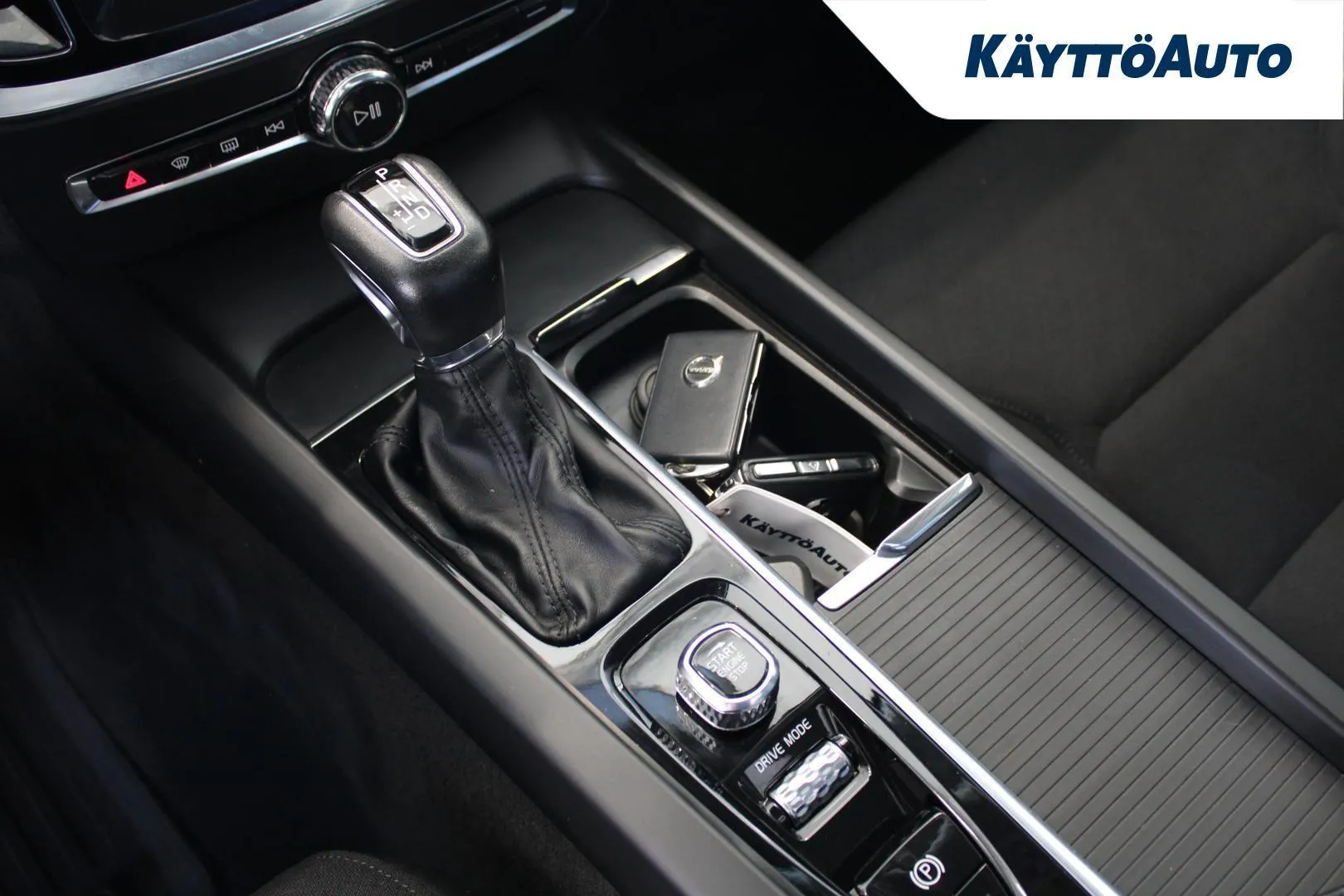 Volvo V60 XRH-878 carousel image