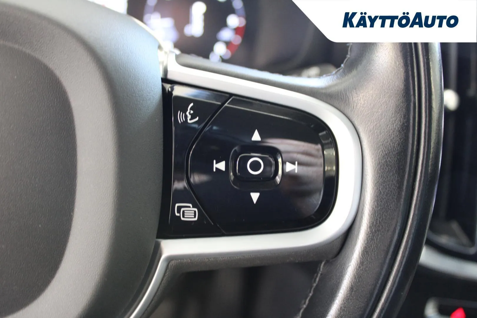 Volvo V60 XRH-878 carousel image