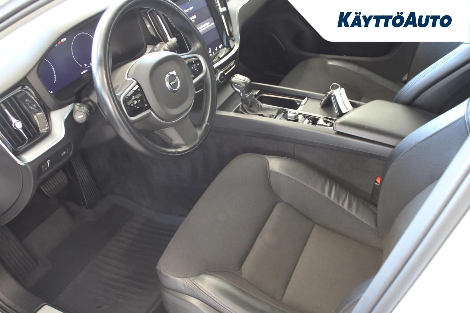 Volvo V60 XRH-878 carousel image