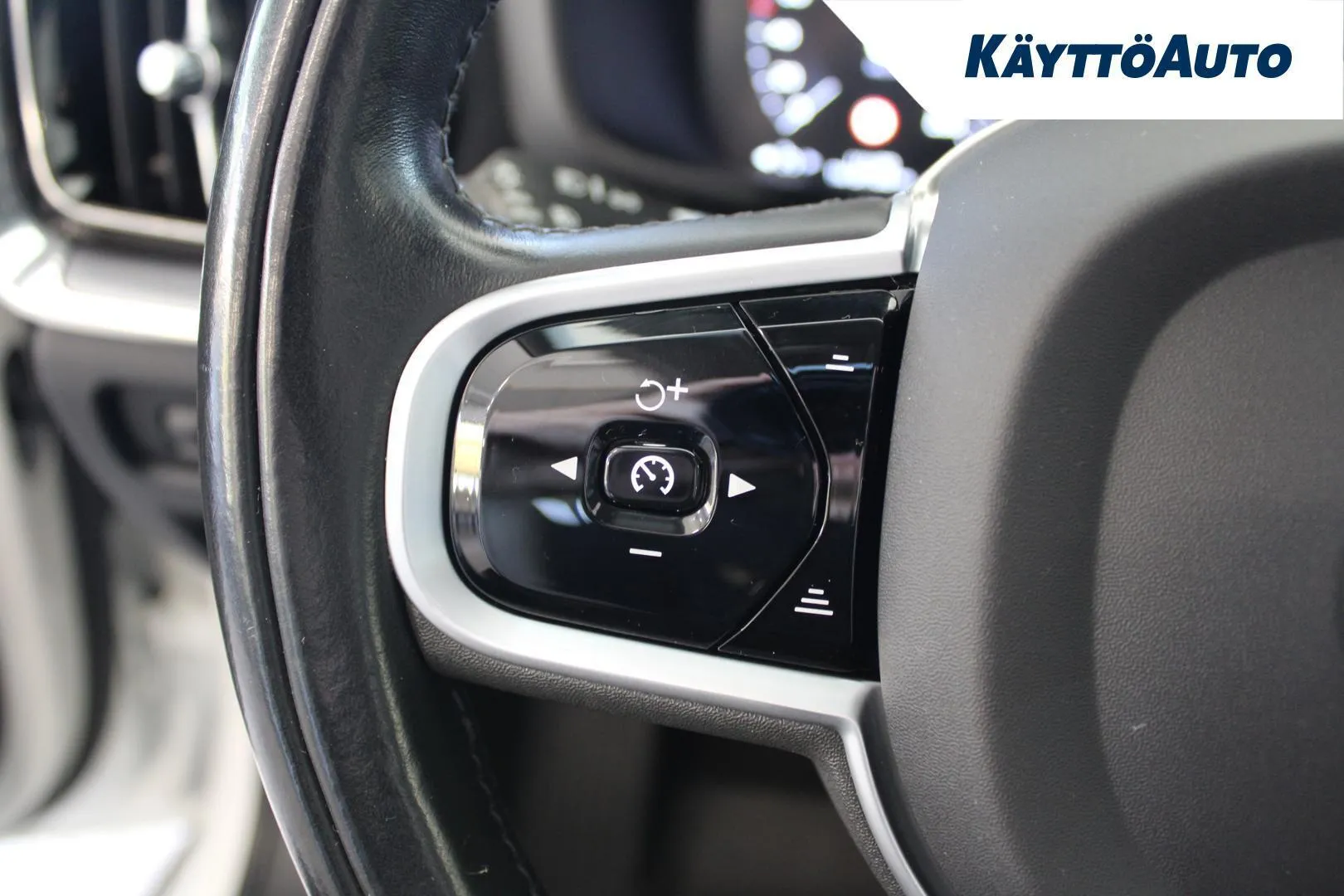 Volvo V60 XRH-878 carousel image