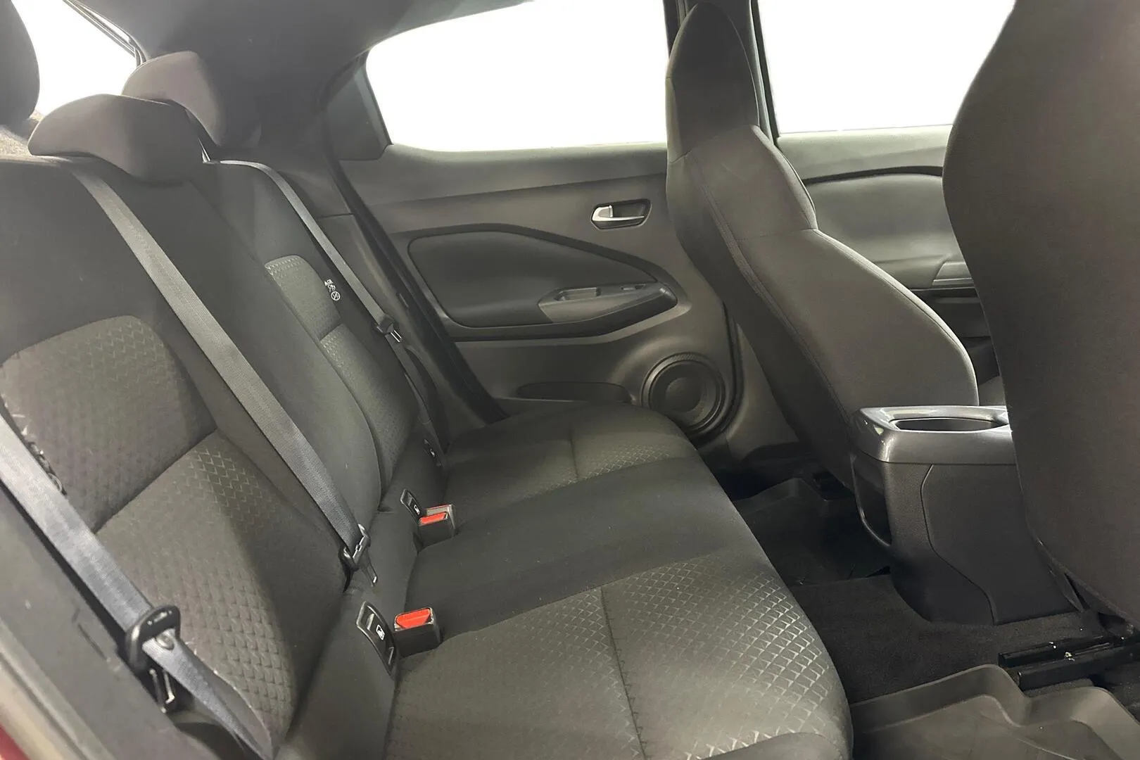 Nissan Juke SON-883 carousel image