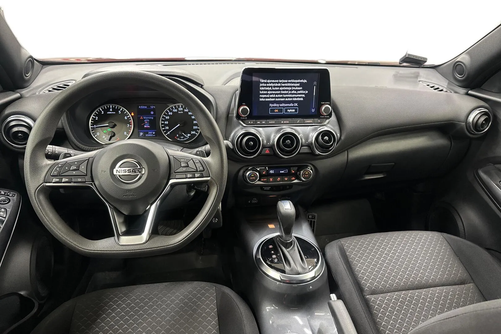 Nissan Juke SON-883 carousel image