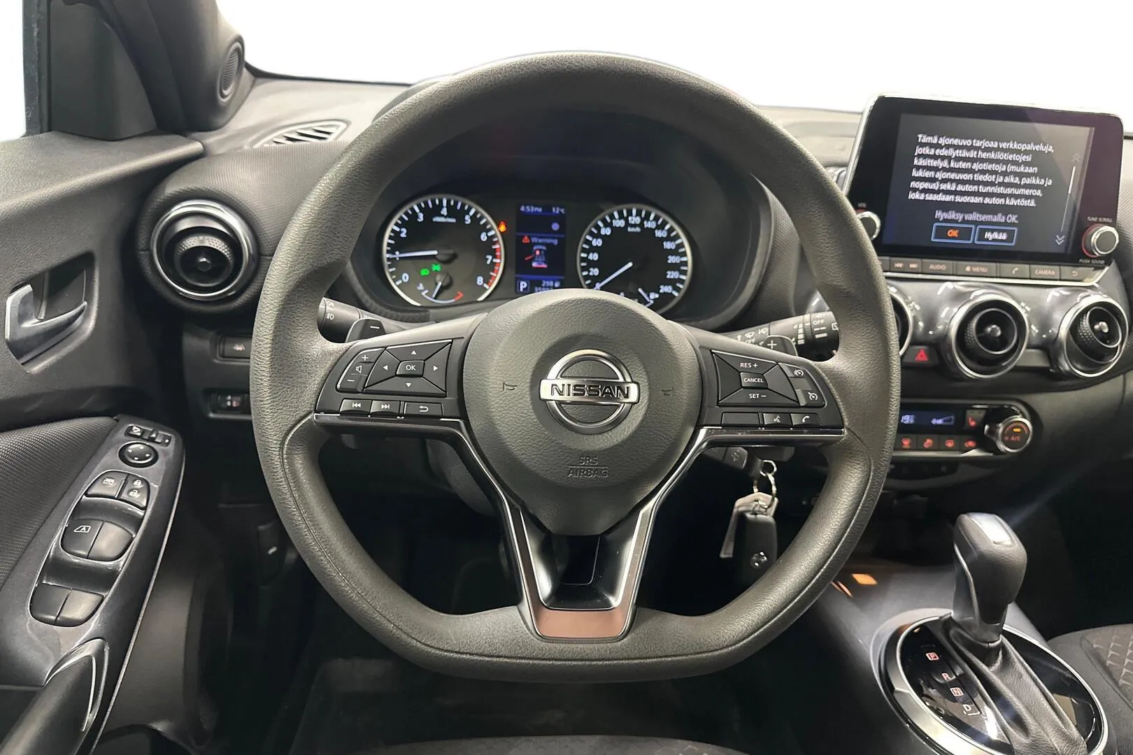 Nissan Juke SON-883 carousel image