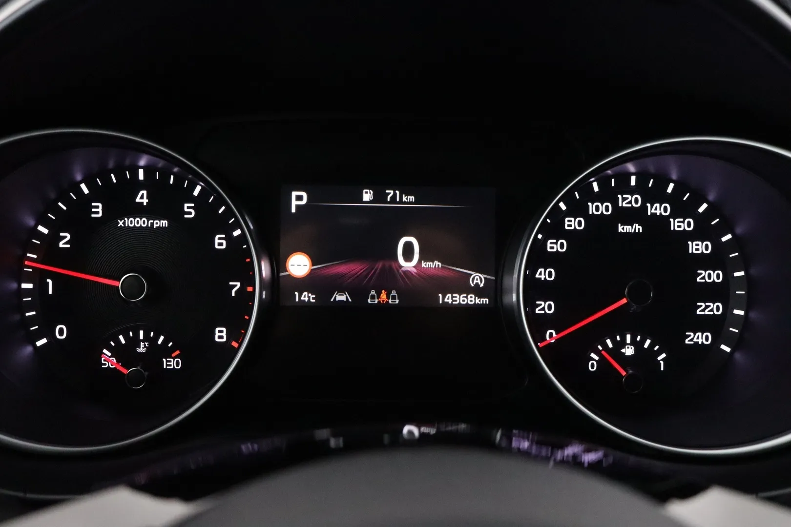 Kia Ceed RXA-586 carousel image