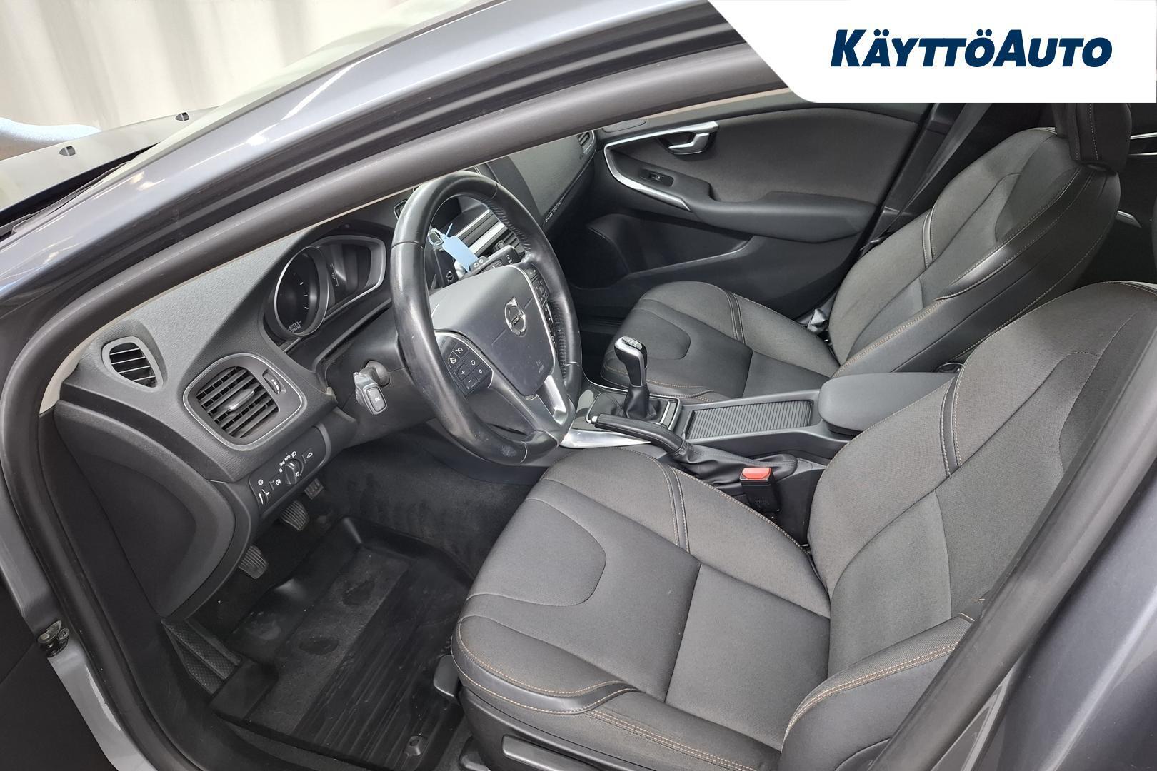 Volvo V40 Cross Country D3 Business 2017, kuva 7/16