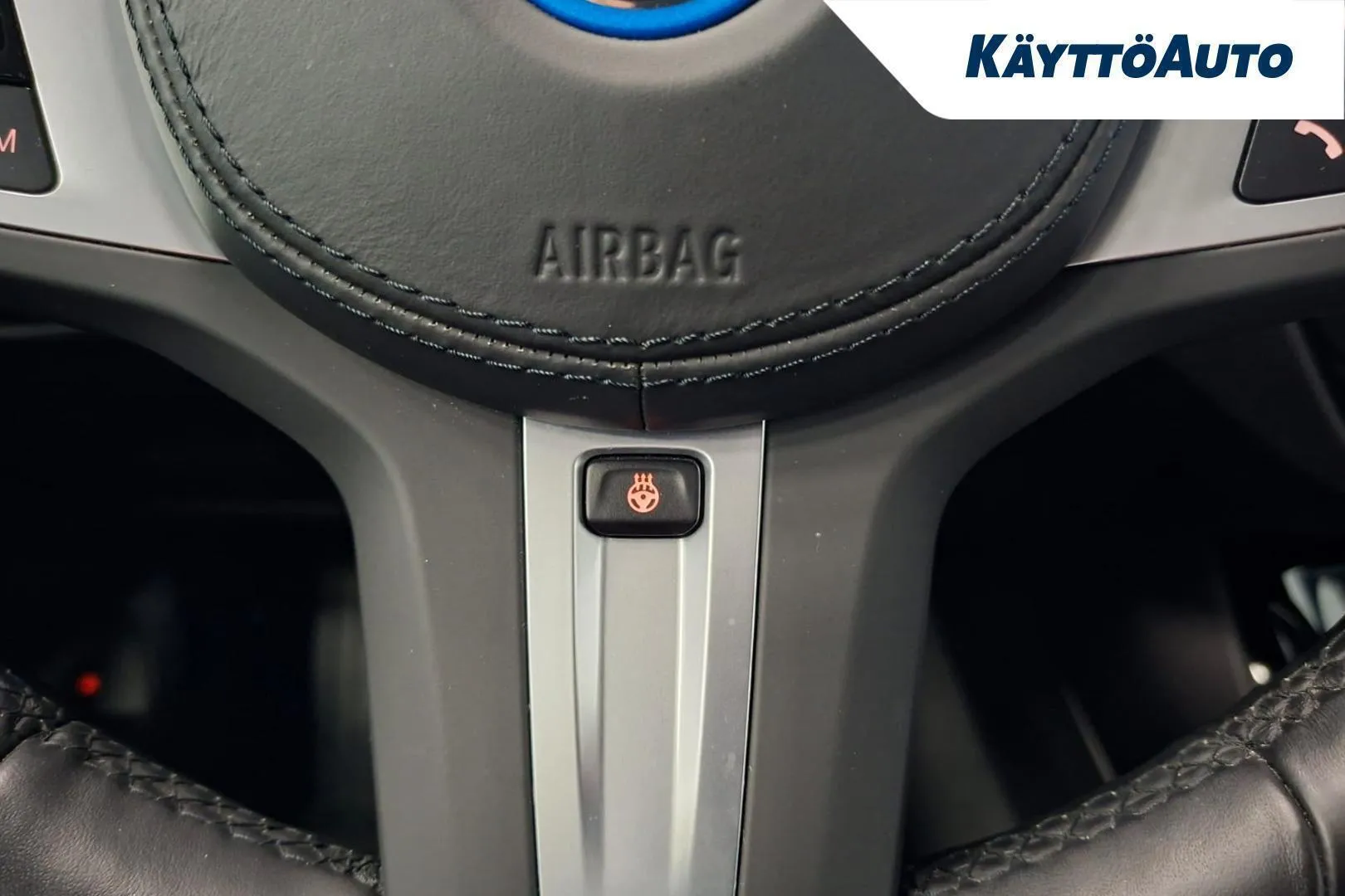 BMW X3 OZJ-185 carousel image