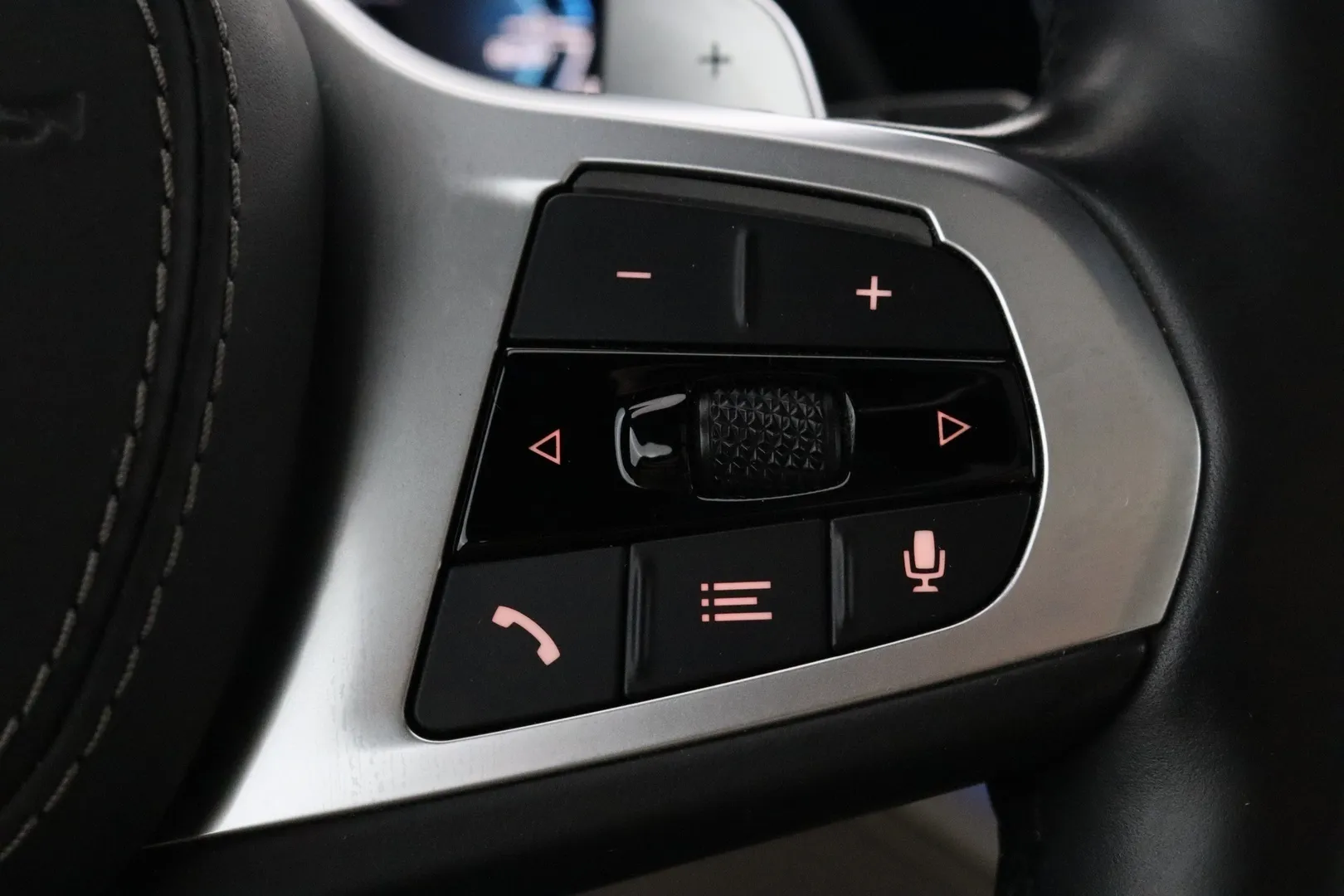 BMW X5 ZMV-609 carousel image