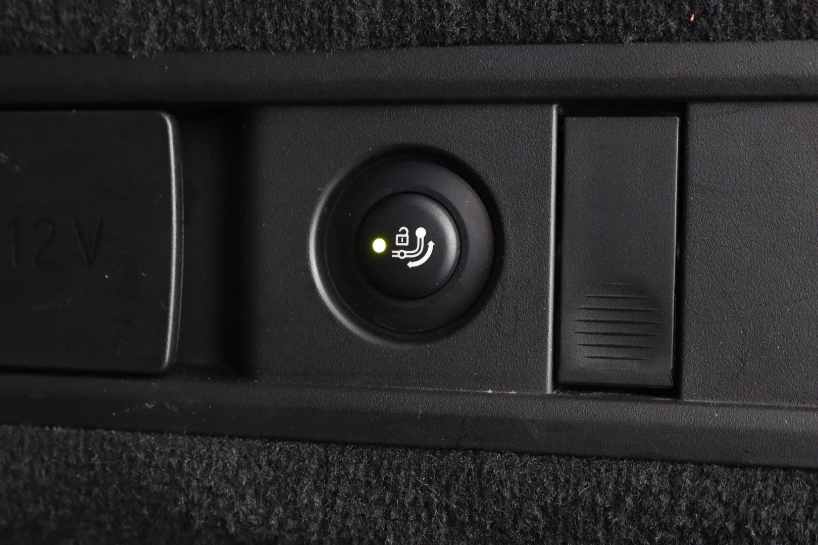 BMW X5 ZMV-609 carousel image