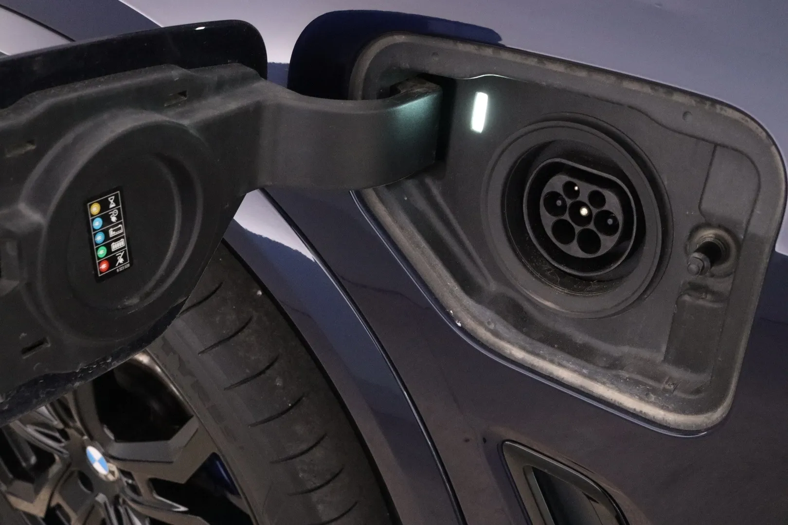 BMW X5 ZMV-609 carousel image