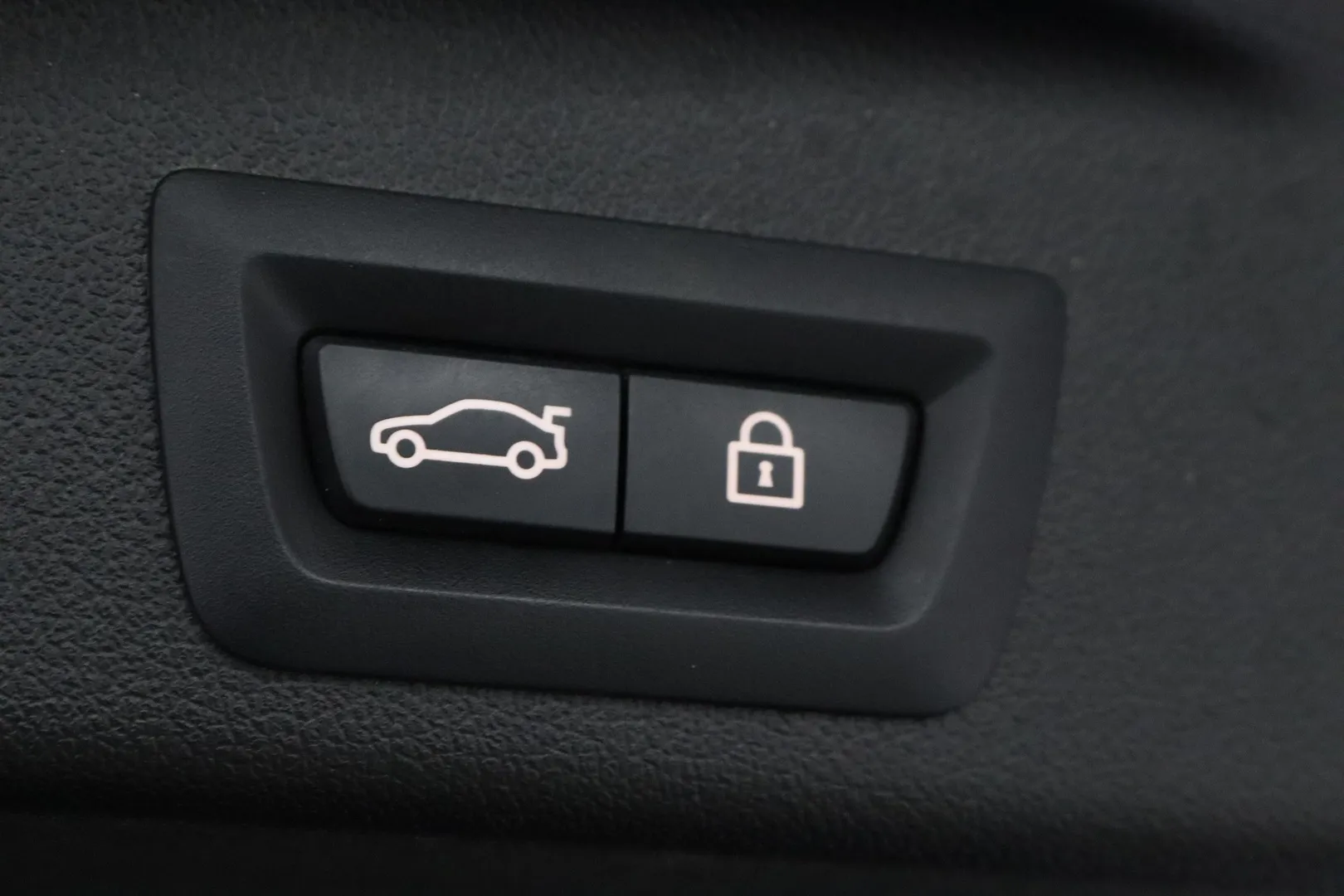 BMW X5 ZMV-609 carousel image