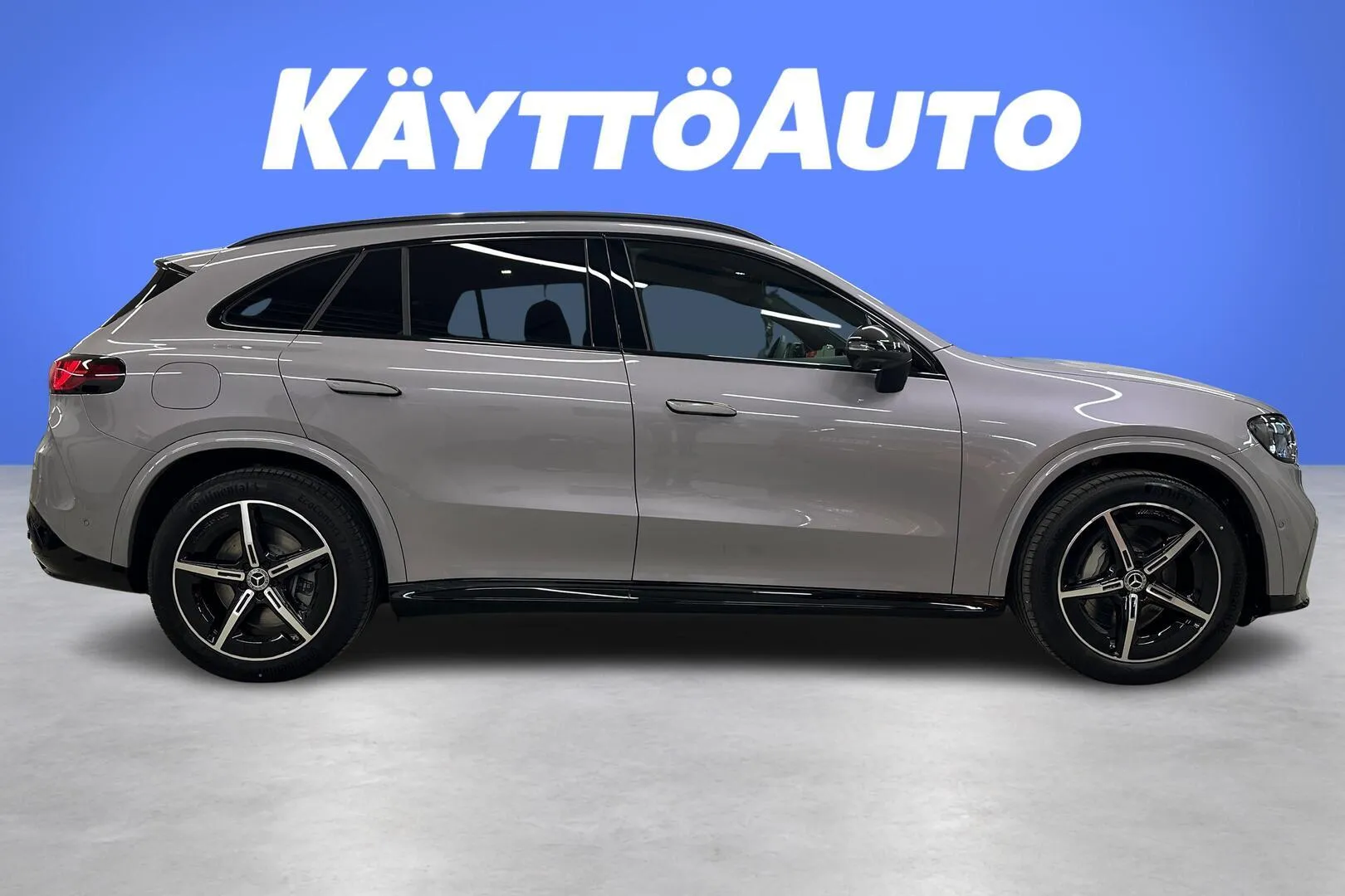 Mercedes-Benz GLC YMV-622 carousel image