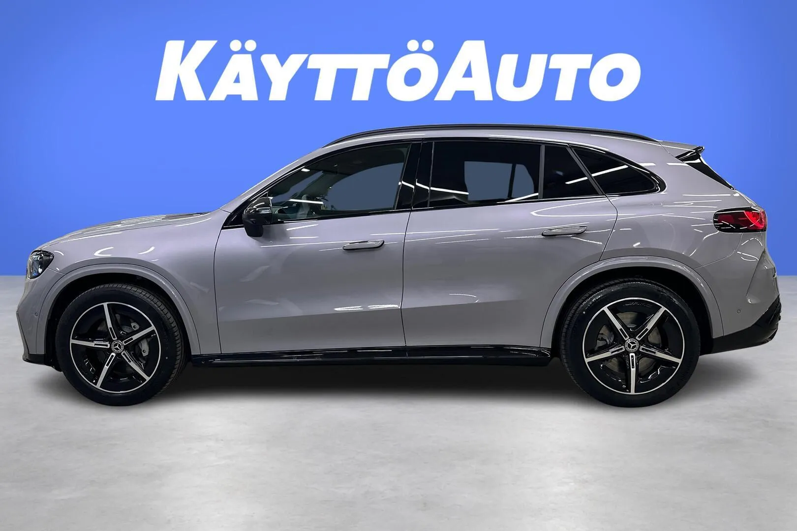 Mercedes-Benz GLC YMV-622 carousel image