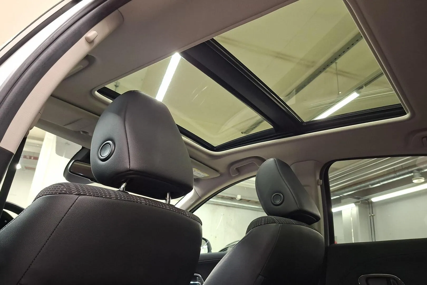 Honda HR-V MNC-695 carousel image