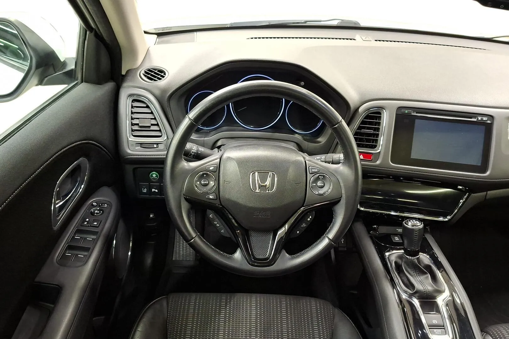 Honda HR-V MNC-695 carousel image