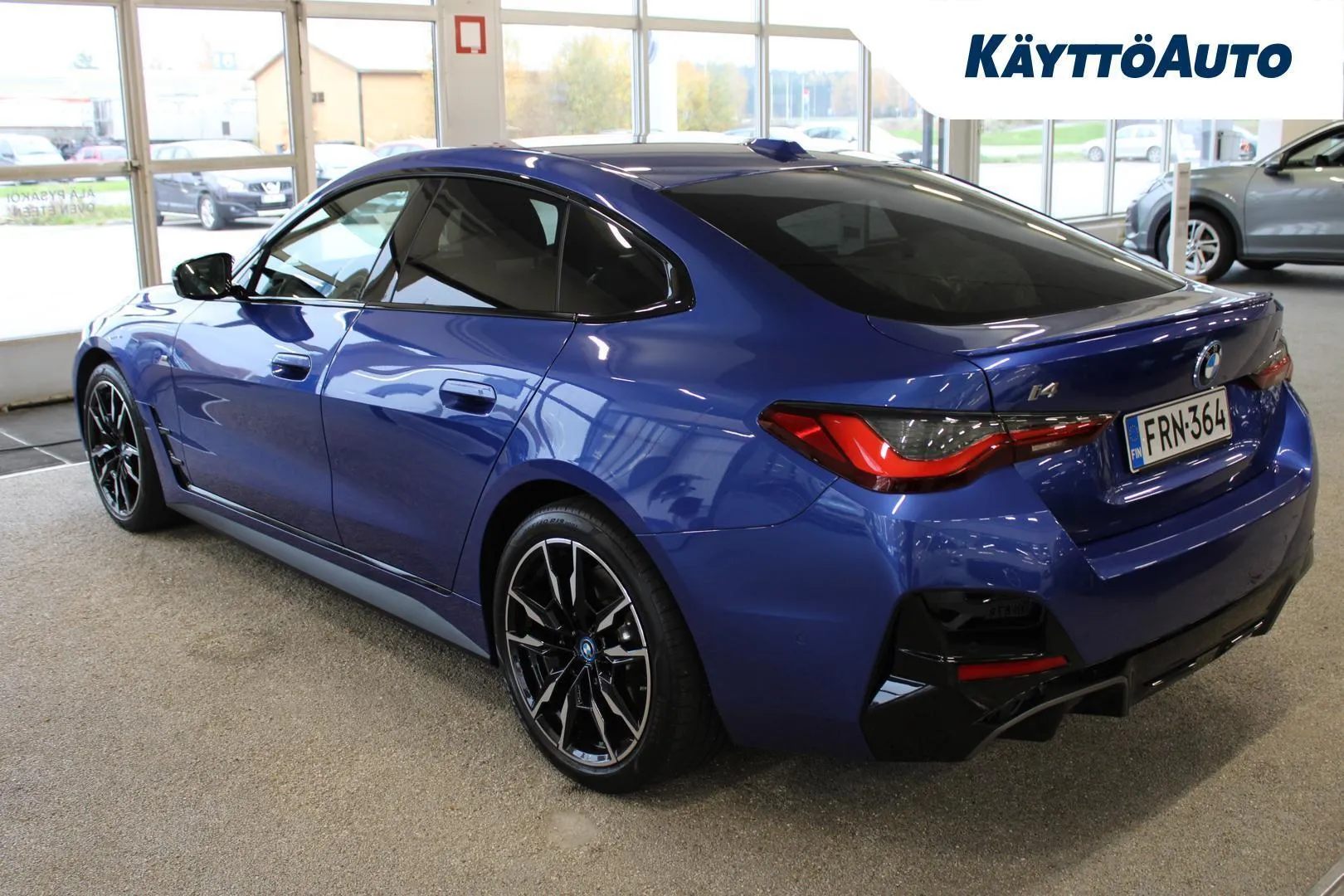 BMW i4 FRN-364 carousel image
