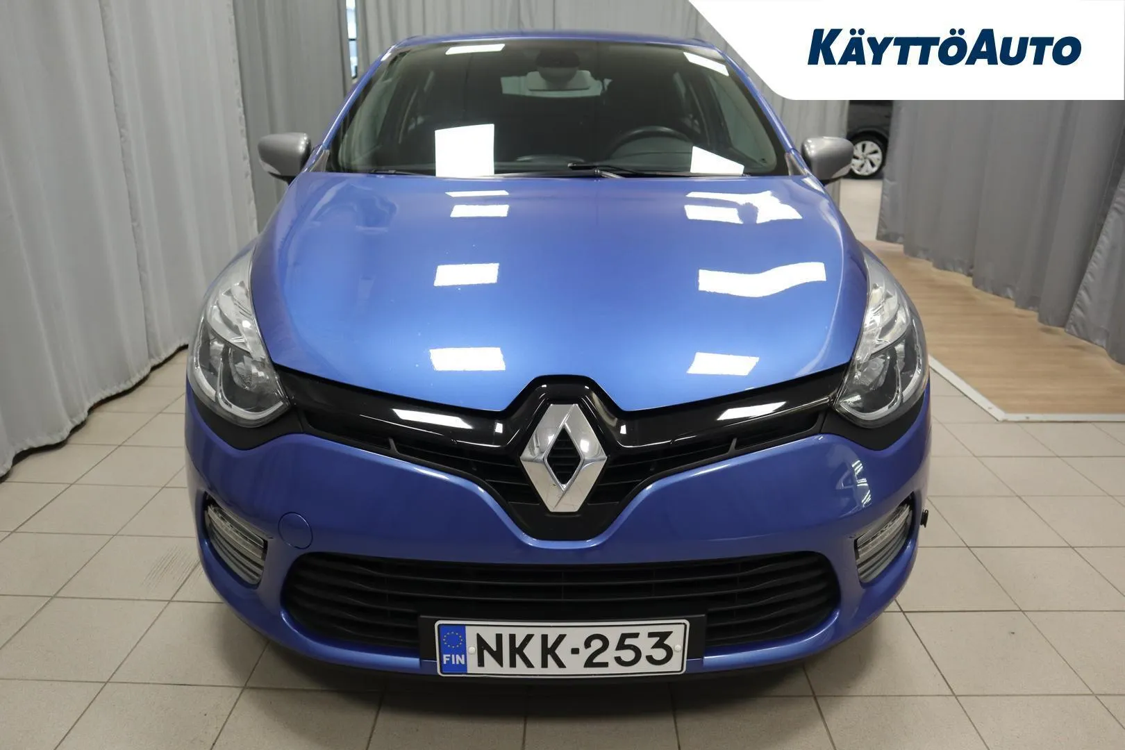Renault Clio NKK-253 carousel image