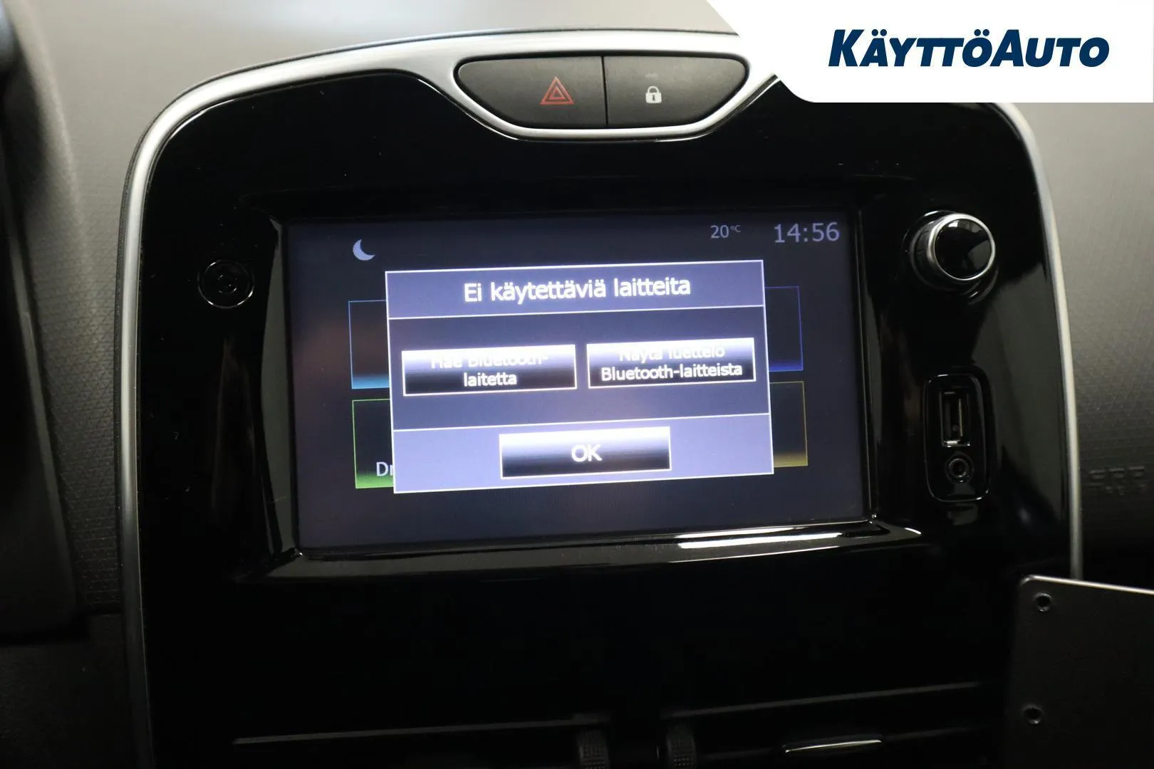 Renault Clio NKK-253 carousel image