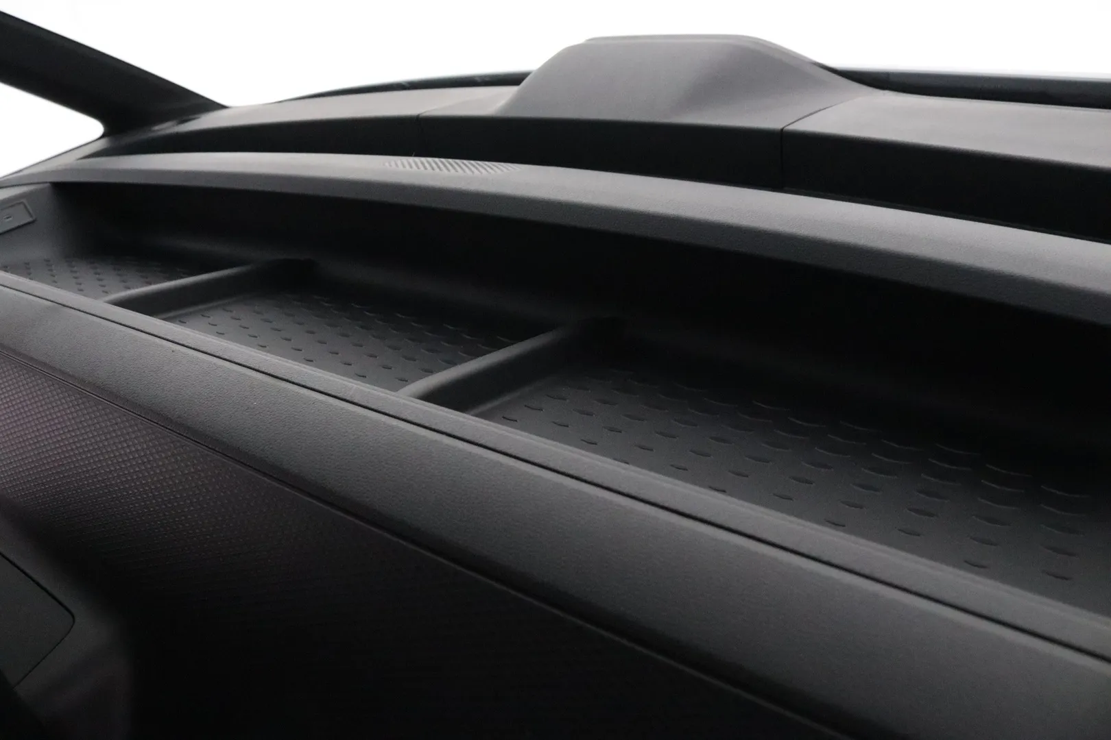 Volkswagen ID. Buzz Cargo NOU-977 carousel image