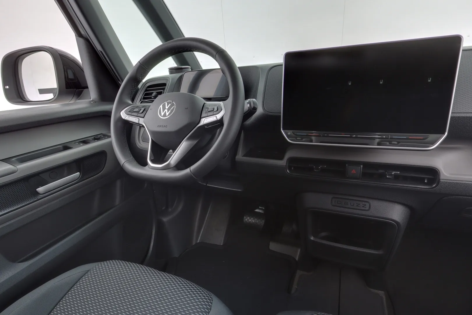 Volkswagen ID. Buzz Cargo NOU-977 carousel image