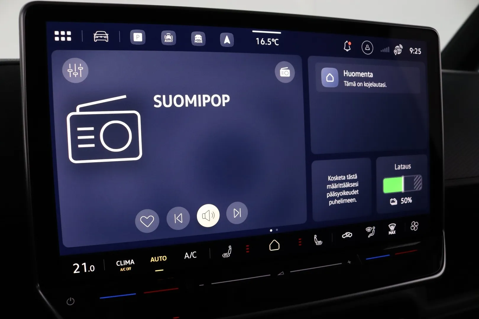 Volkswagen ID. Buzz Cargo NOU-977 carousel image