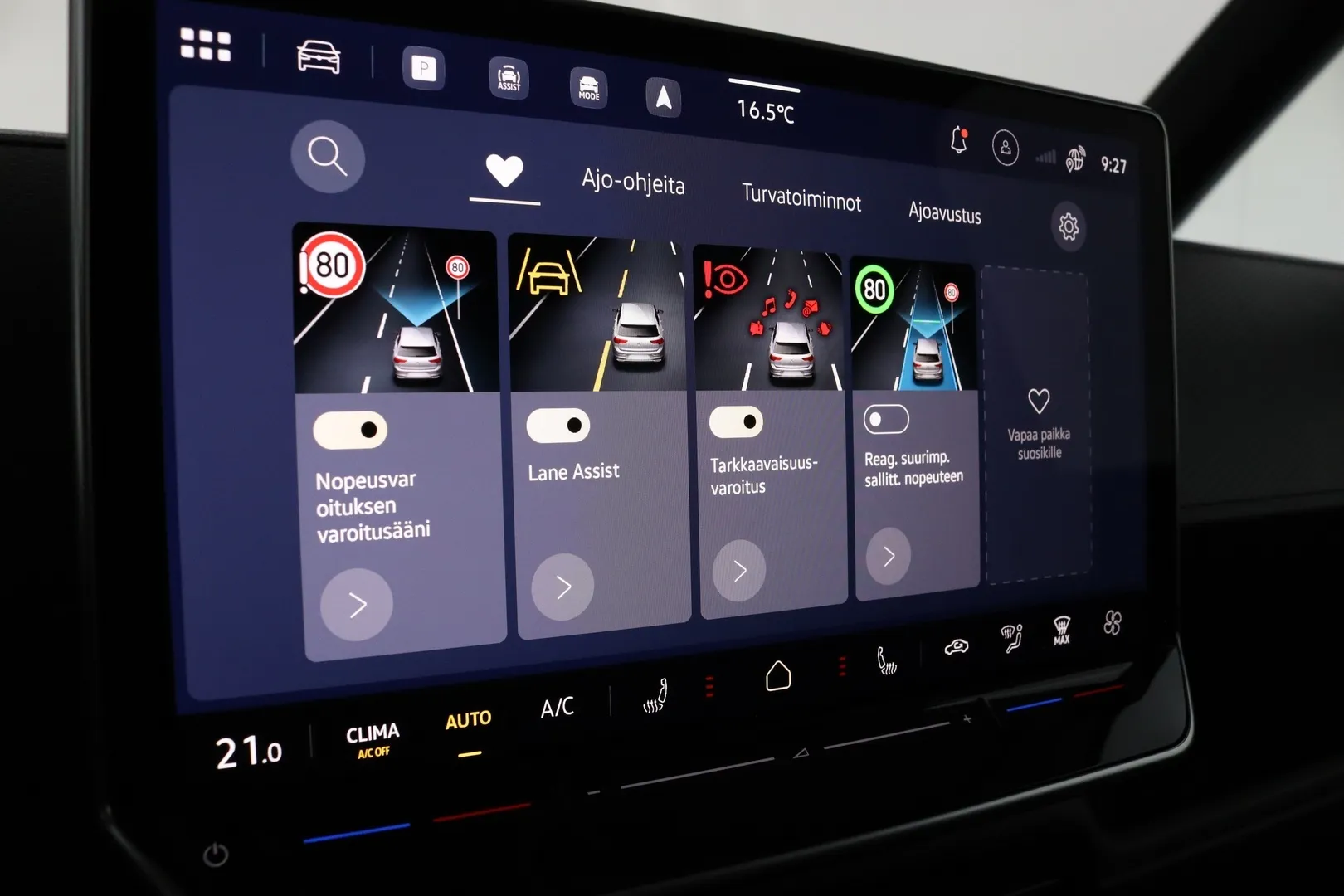 Volkswagen ID. Buzz Cargo NOU-977 carousel image