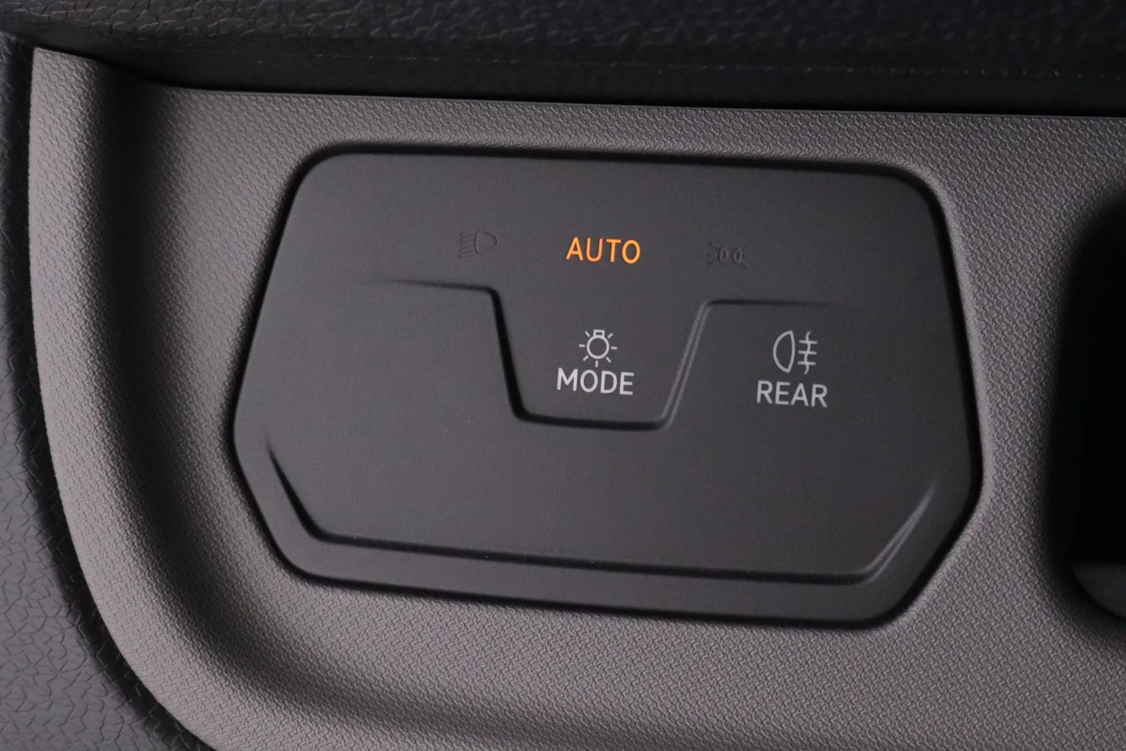 Volkswagen ID. Buzz Cargo NOU-977 carousel image