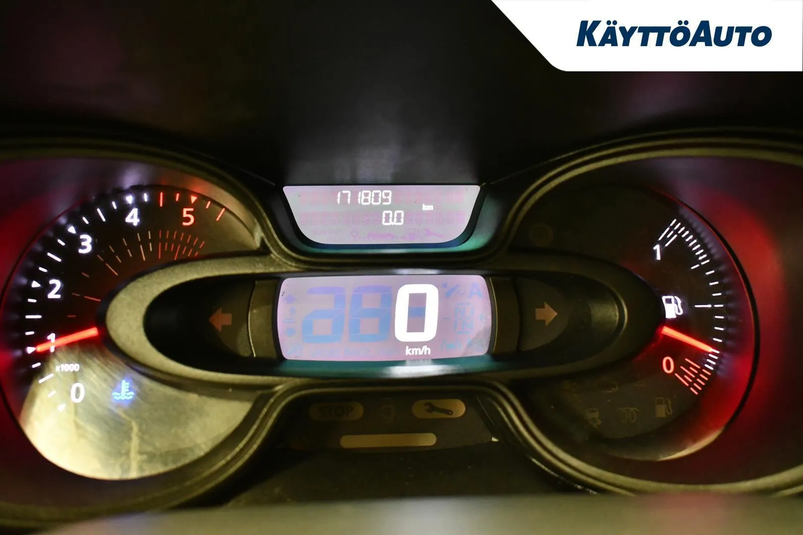Renault Trafic CLA-366 carousel image