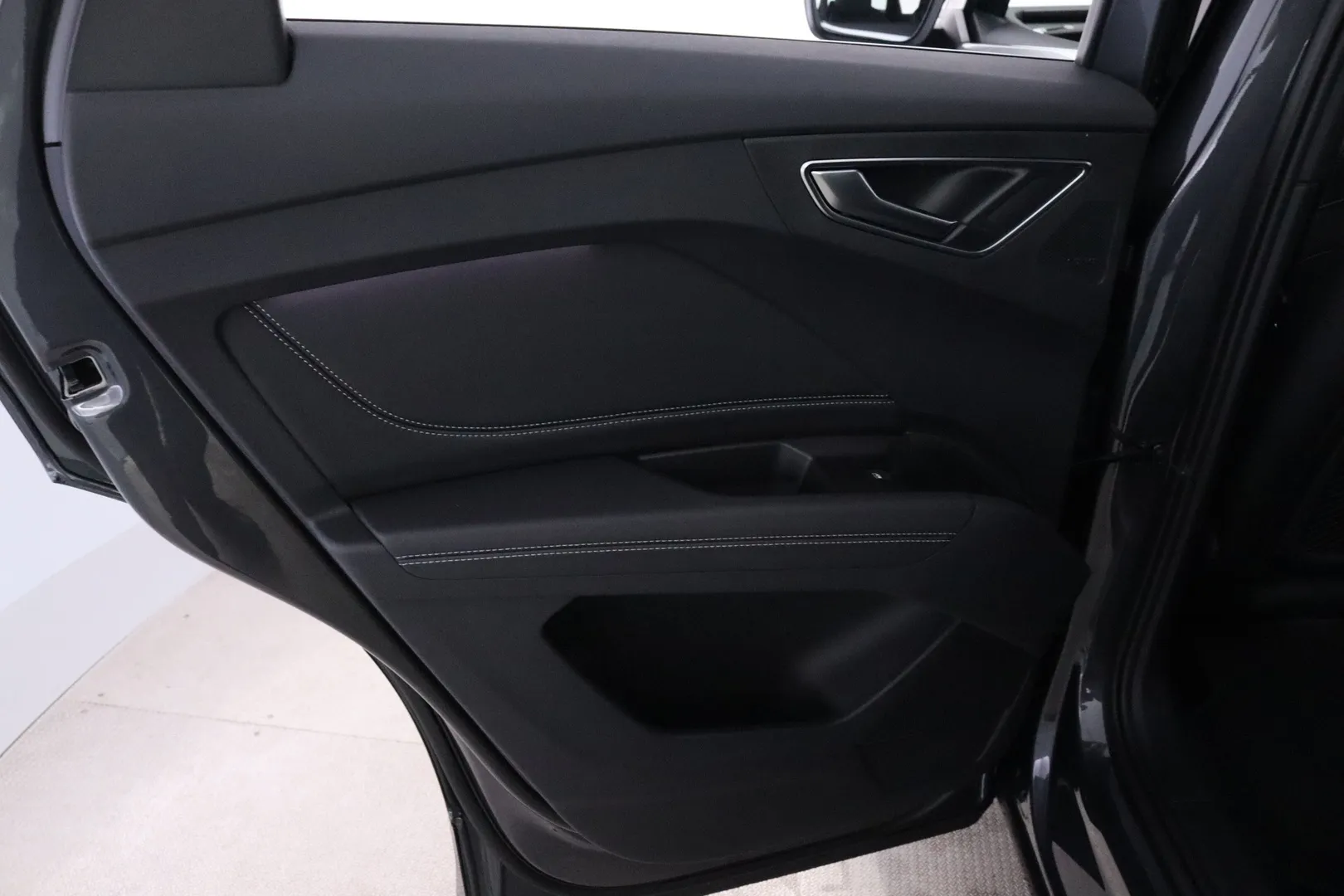 Audi Q4 e-tron NOU-889 carousel image