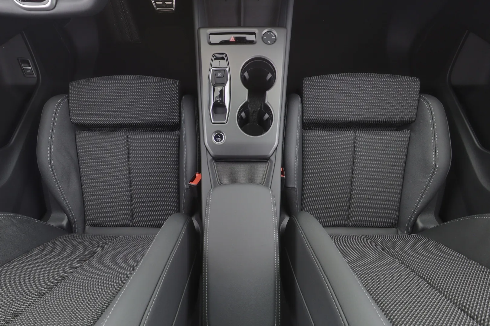 Audi Q4 e-tron NOU-889 carousel image