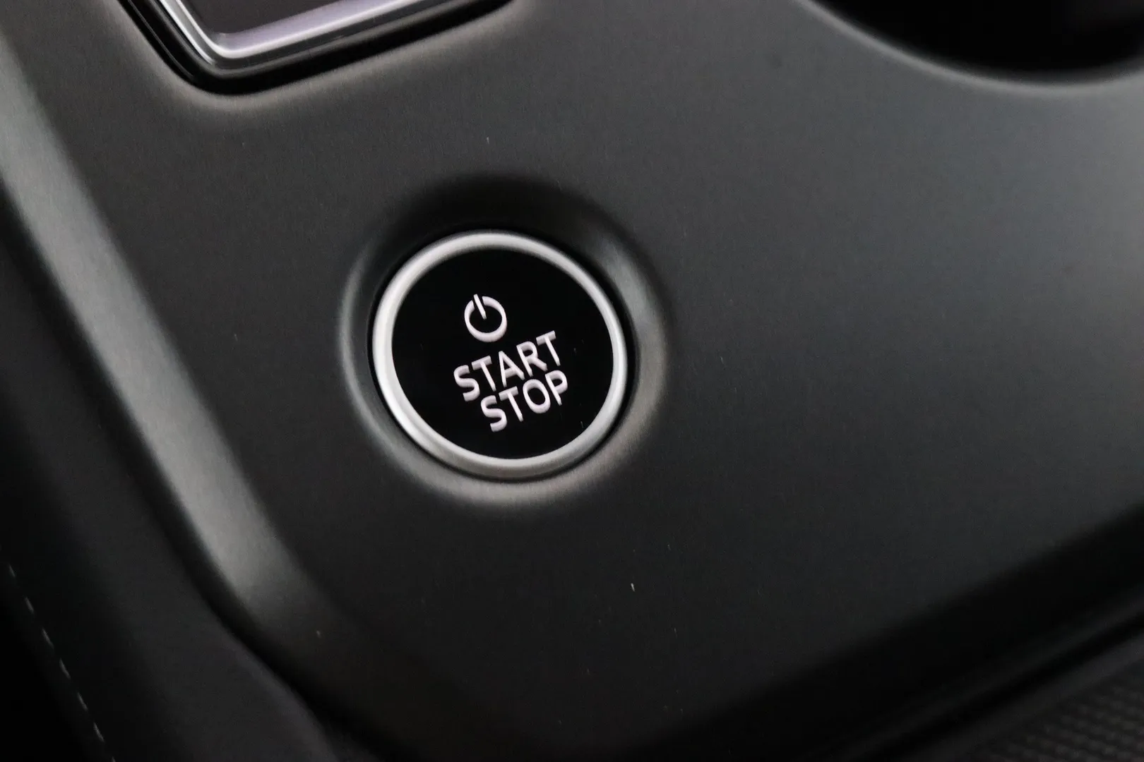 Audi Q4 e-tron NOU-889 carousel image