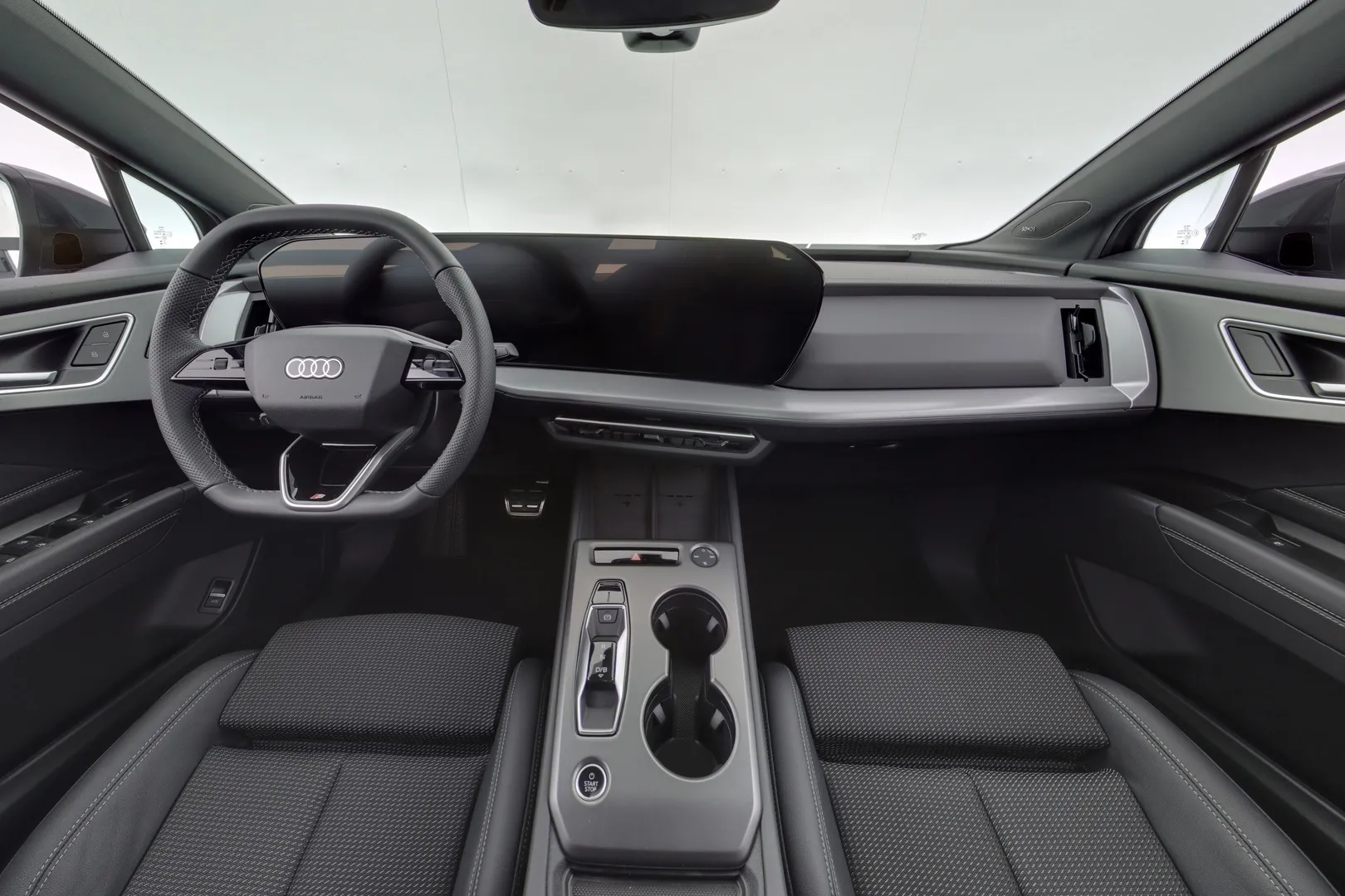 Audi Q4 e-tron NOU-889 carousel image