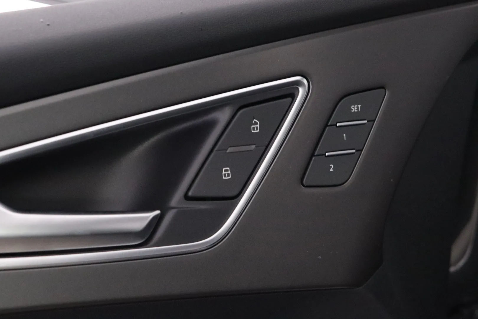 Audi Q4 e-tron NOU-889 carousel image