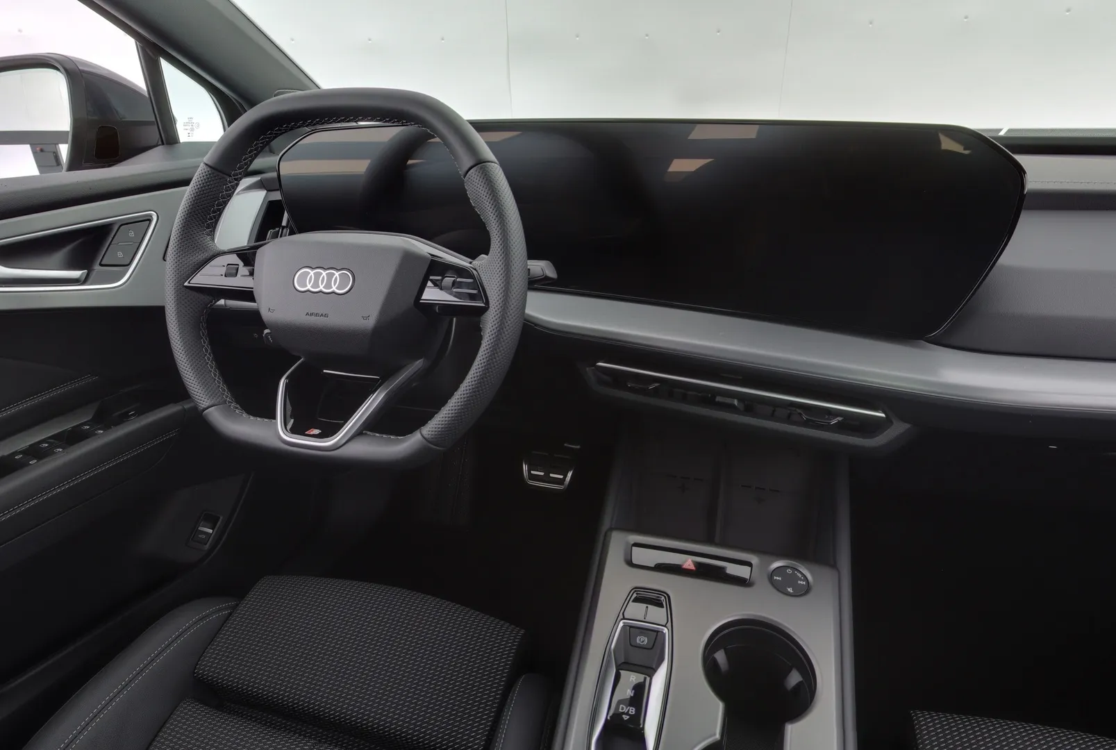 Audi Q4 e-tron NOU-889 carousel image