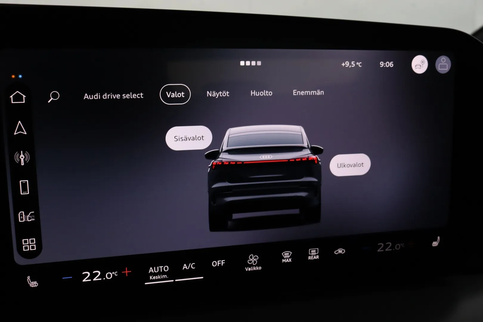 Audi Q4 e-tron NOU-889 carousel image