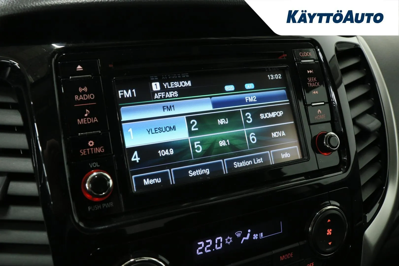 Mitsubishi L200 YLC-603 carousel image