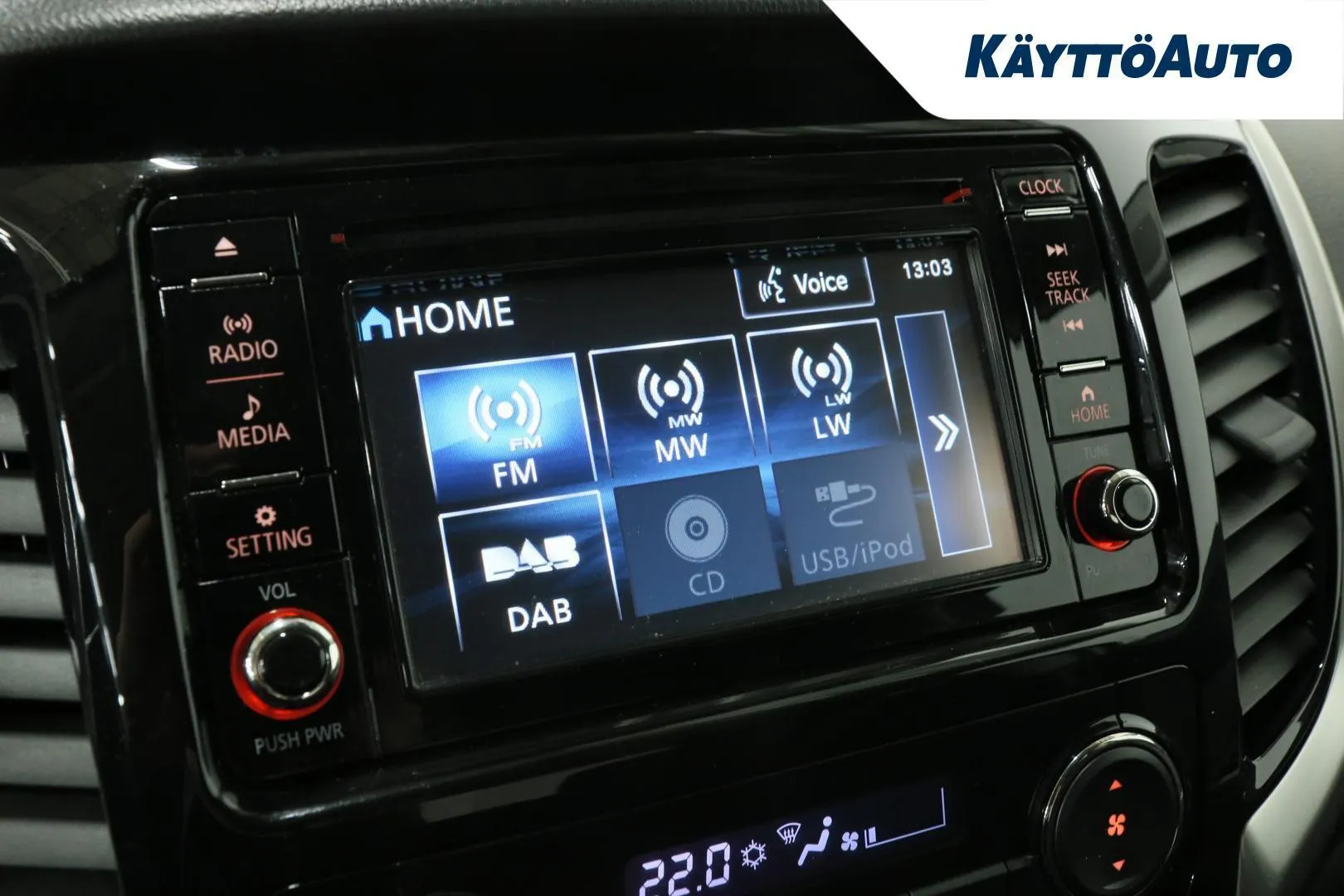 Mitsubishi L200 YLC-603 carousel image