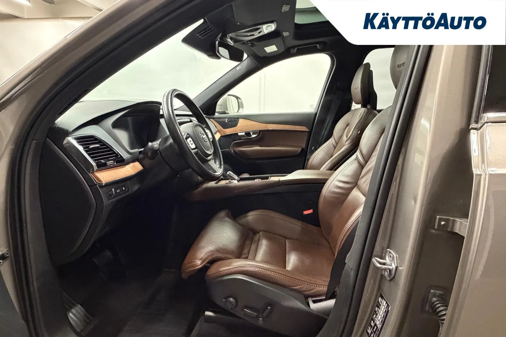 Volvo XC90 JLM-722 carousel image